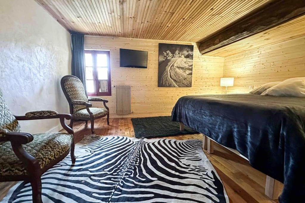 Ribera 1 - Beautiful Reformed House Parking Villa Formigueres Bagian luar foto