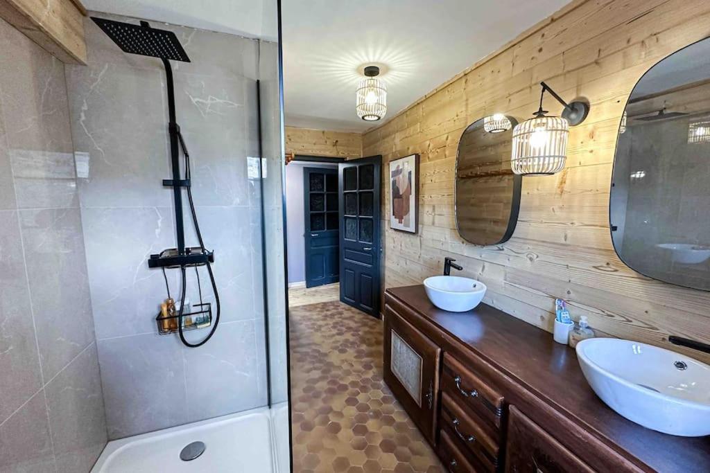 Ribera 1 - Beautiful Reformed House Parking Villa Formigueres Bagian luar foto