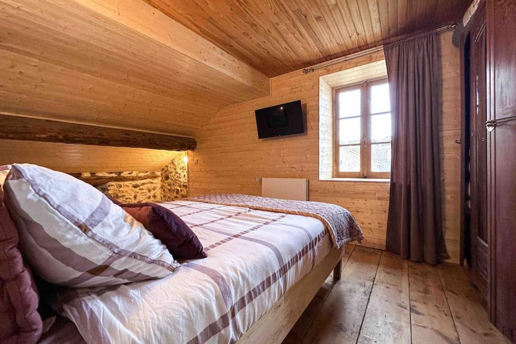 Ribera 1 - Beautiful Reformed House Parking Villa Formigueres Bagian luar foto