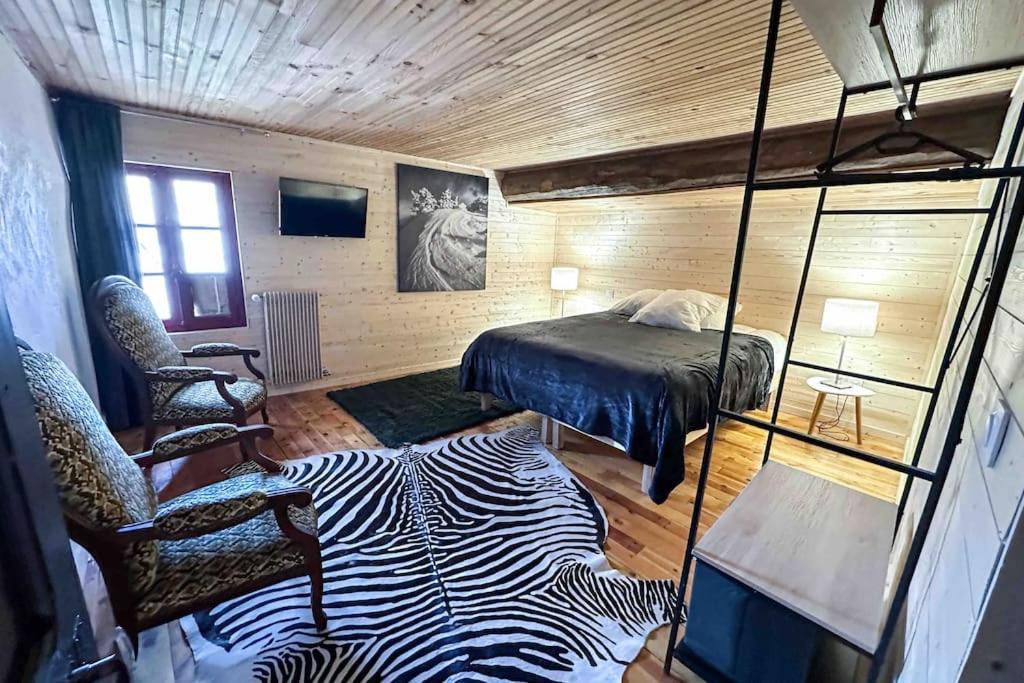 Ribera 1 - Beautiful Reformed House Parking Villa Formigueres Bagian luar foto